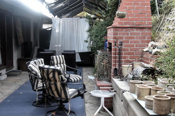 6931 patio 14