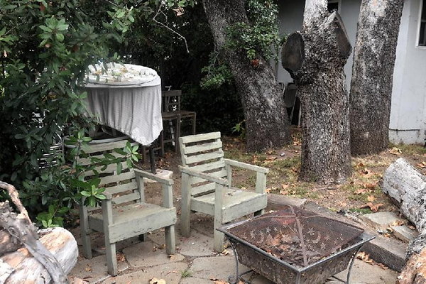 6931 patio 10